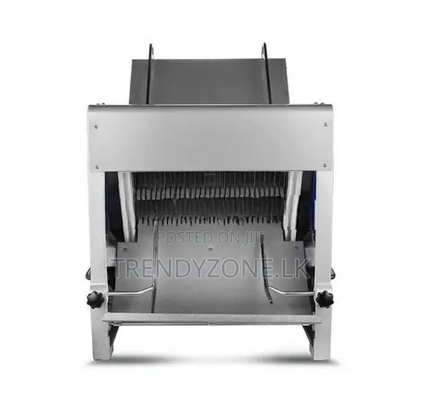 Industrial bread slicer