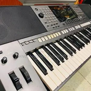 Yamaha PSR-S970 Professional Arranger Workstation Keyboard