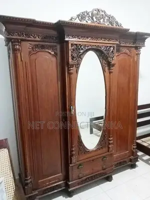 Antique Almariya