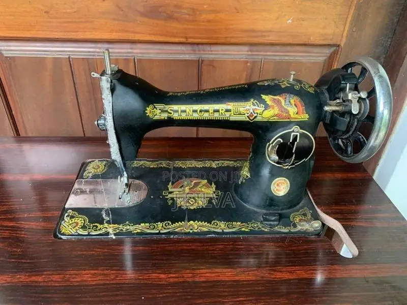 Vintage Singer Sewing Machine