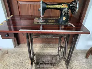 Vintage Singer Sewing Machine