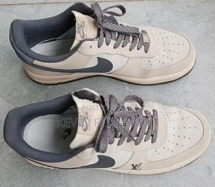 Nike Air Force 1