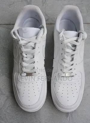 Nike Air Force 1