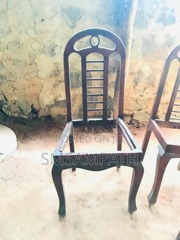 තේක්ක පුටු