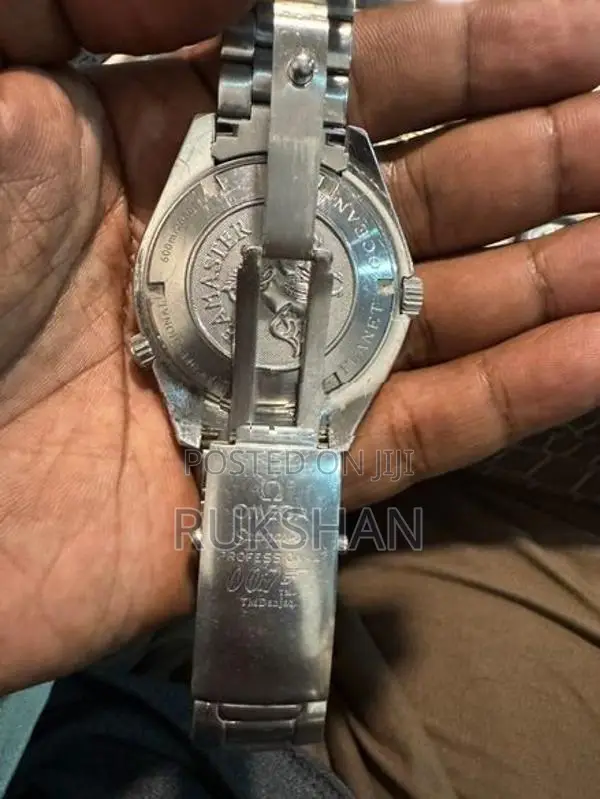 OMEGA Seamaster Planet Ocean