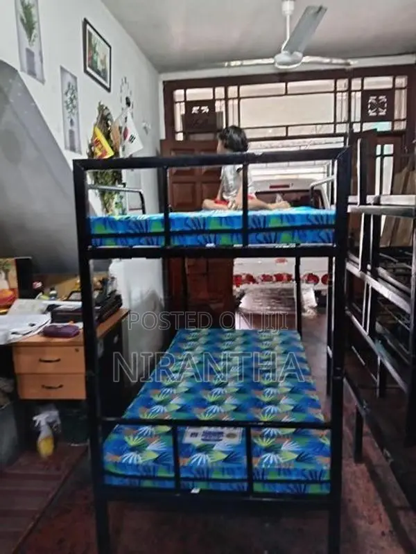 Bunker Bed