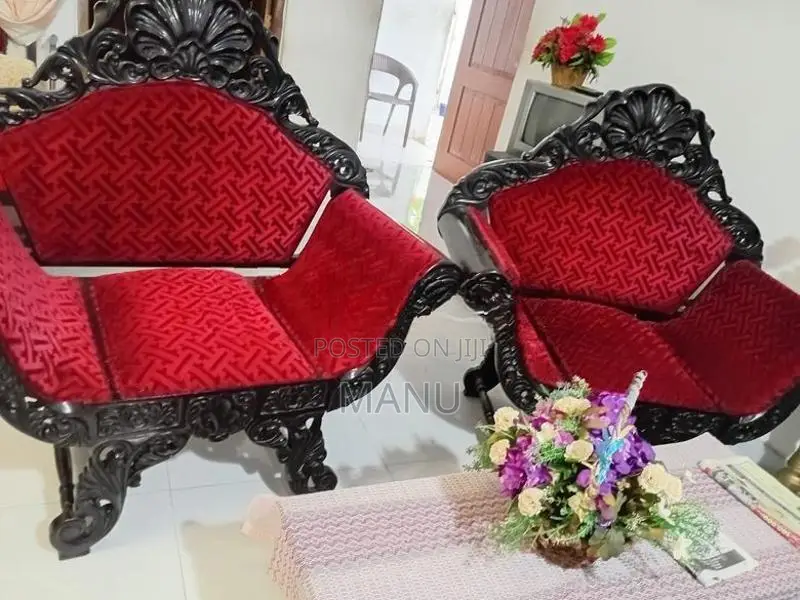 Antique කවිච්චිය