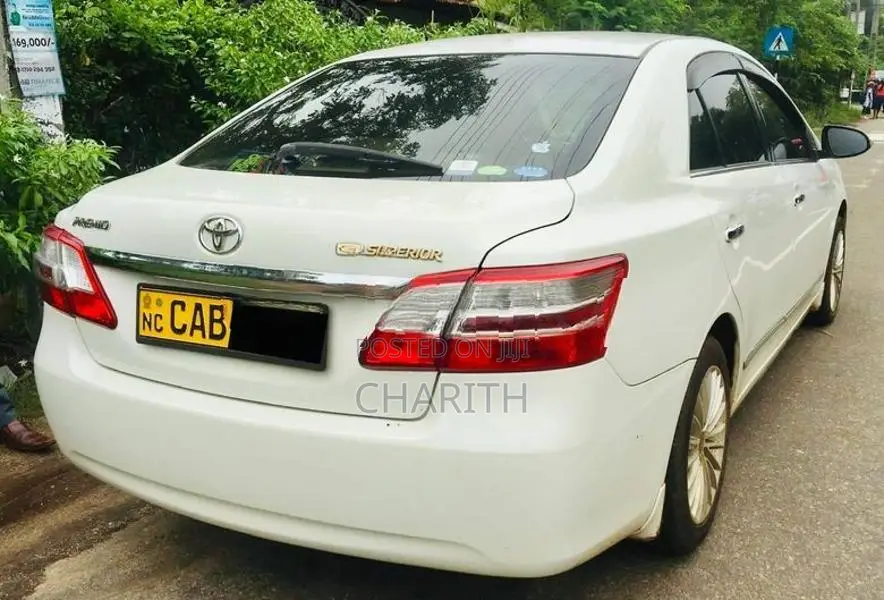 Toyota Premio G Superior 2013
