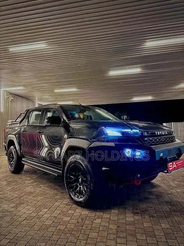 Toyota Hilux Travo Overland Plus 2026