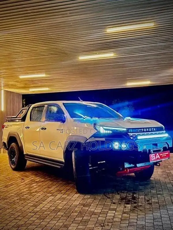 Toyota Hilux Travo Overland Plus 2026