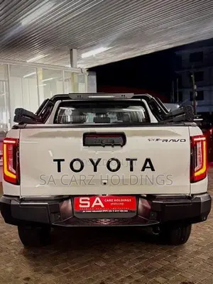 Toyota Hilux Travo Overland Plus 2026