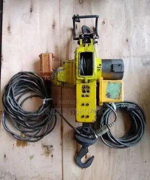 ELECTRIC CHAIN HOIST
