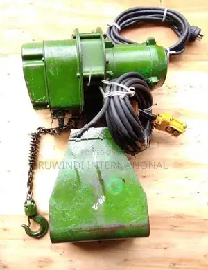 ELECTRIC CHAIN HOIST
