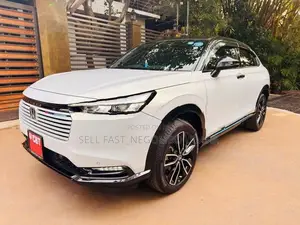 Honda Vezel Z play 2025