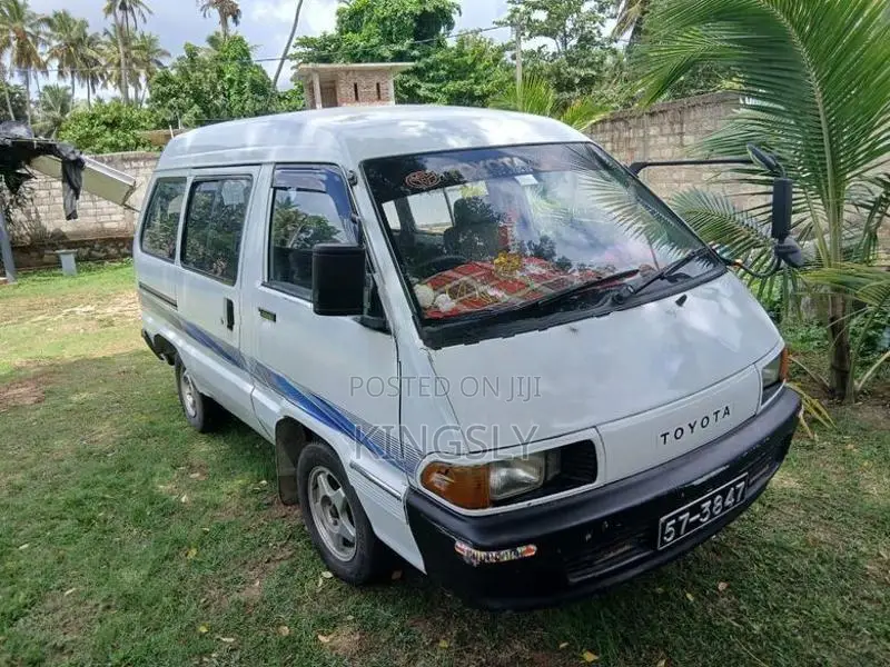 Toyota CR 27 1990
