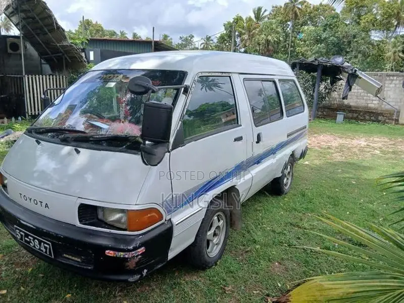 Toyota CR 27 1990