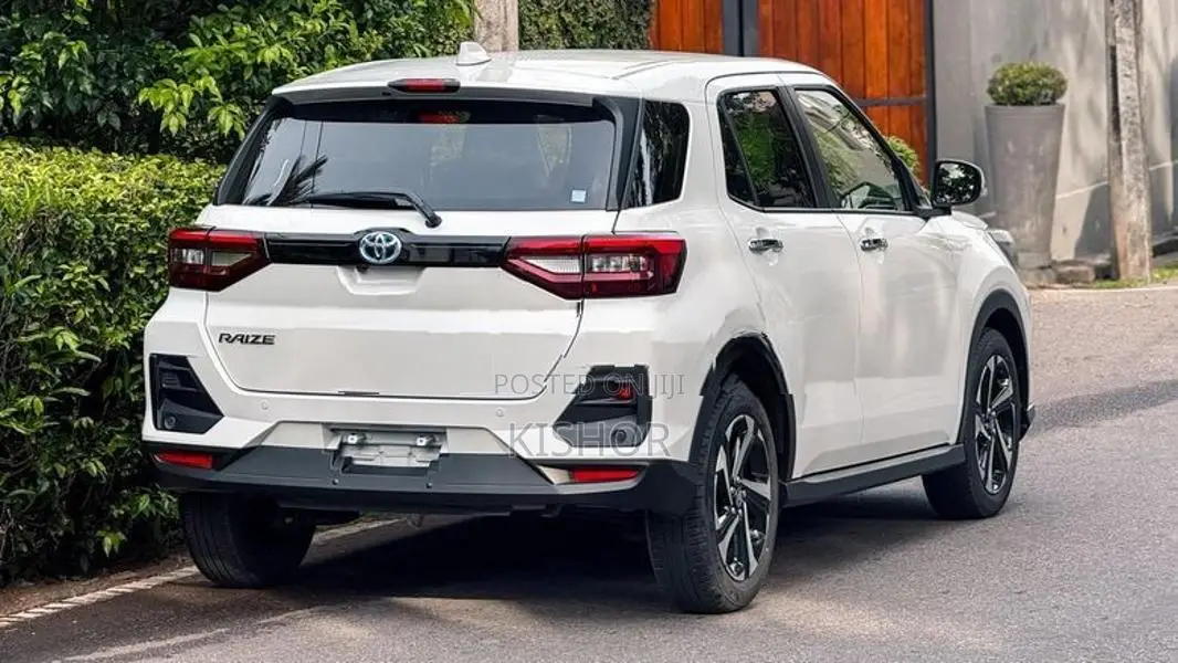 Toyota Raize Z Hybrid 2025