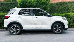Toyota Raize Z Hybrid 2025