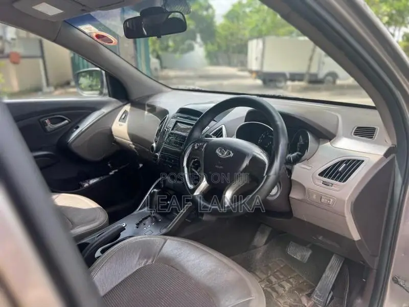 Hyundai Tucson 2012