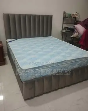 New 6*5 ft Cushion Divan Bed And Spring Mattresses