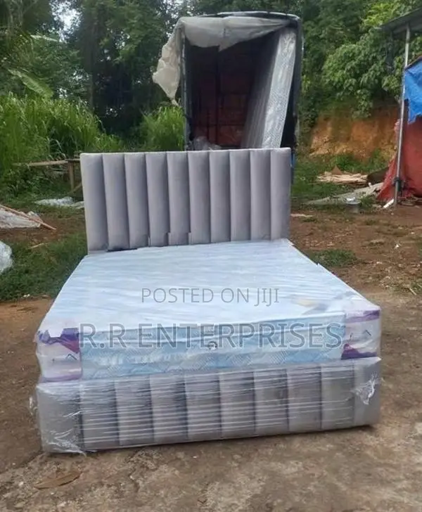 New 6*6 Cushion Divan Bed And Spring Mattresses