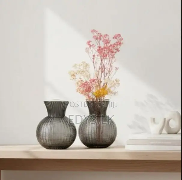 Light Black Ball Vase