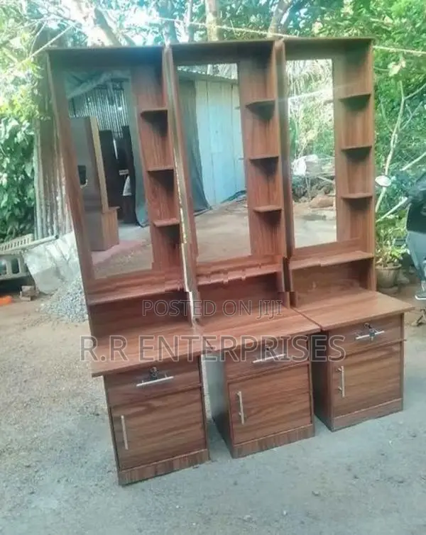 Modern One Door Dressing Table