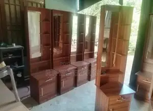 Modern One Door Dressing Table