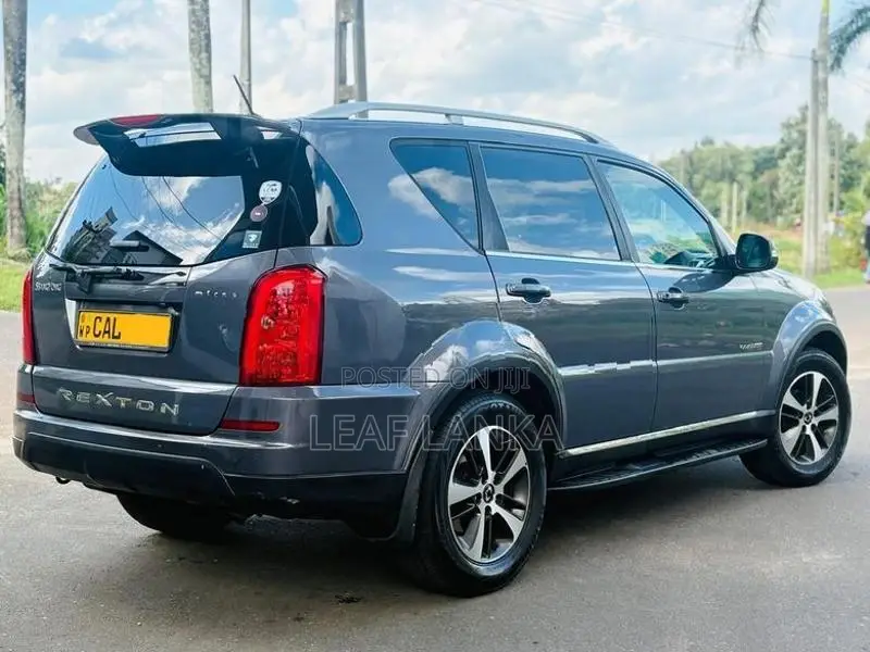 Ssang Yong Rexton 2015
