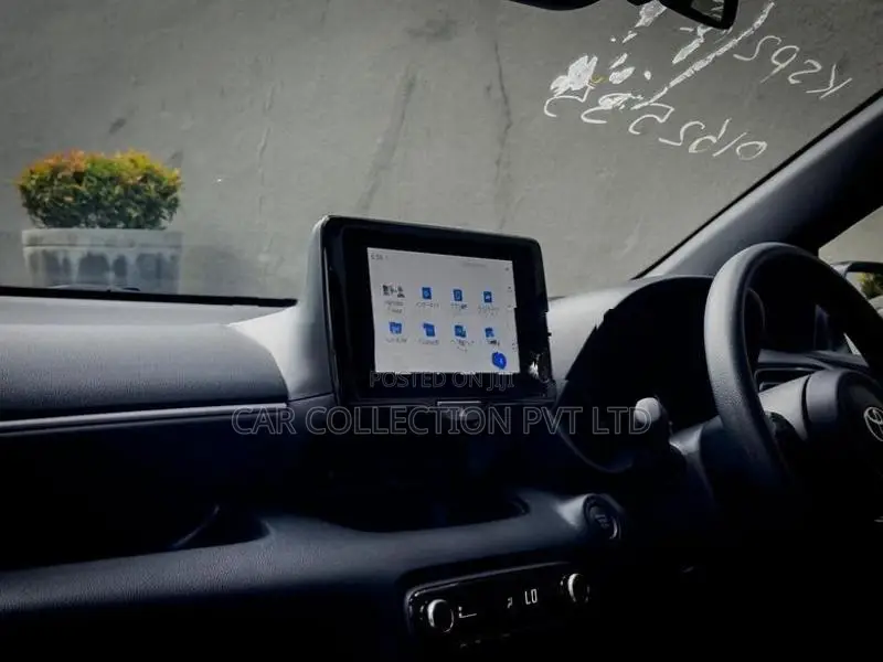 Toyota Yaris G LED LIMTED 2026