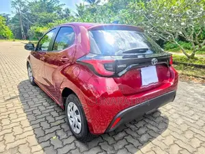 Toyota Yaris G Grade LED 4Way BSM 2026