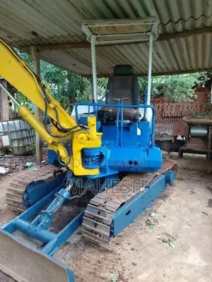Excavator Komatsu pc30-5