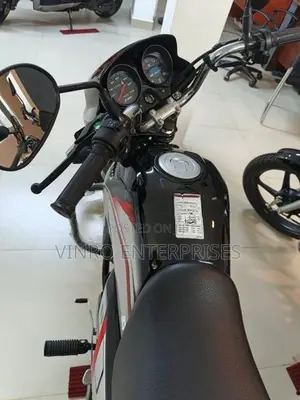 Hero HF Deluxe 2026