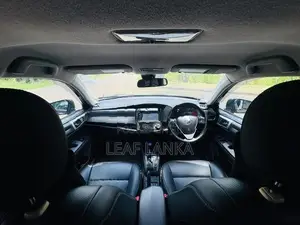 Toyota Axio 2016