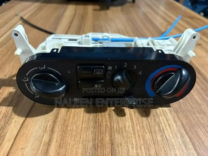 Nissan FB15 Y11 AC Panel