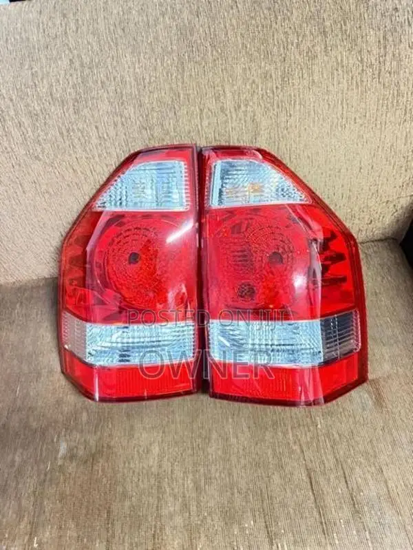 Mitsubishi Montero V73 Tail Lamps