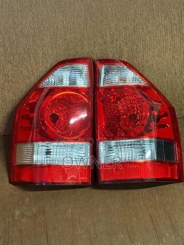 Mitsubishi Montero V73 Tail Lamps