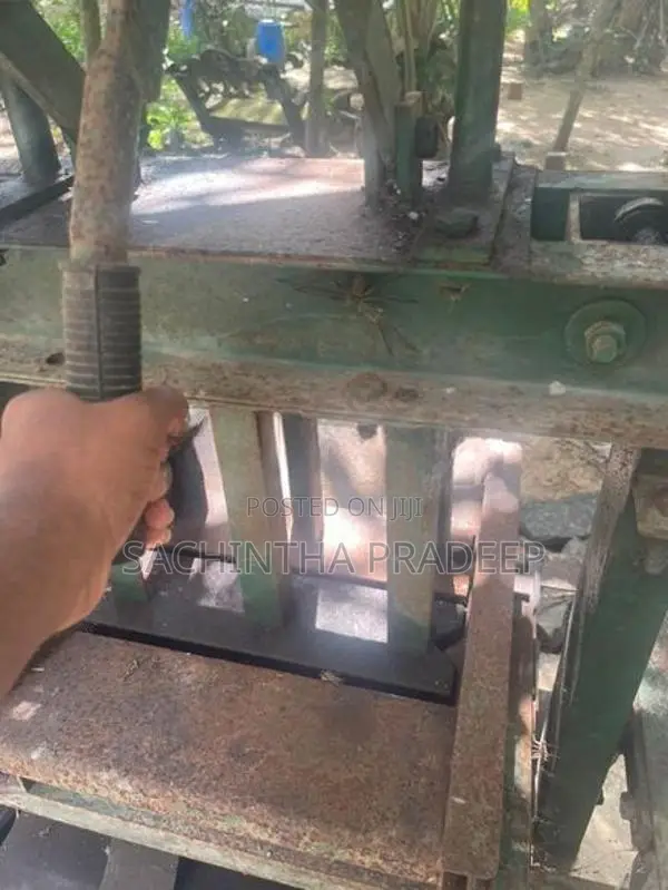 Block Gal Machine