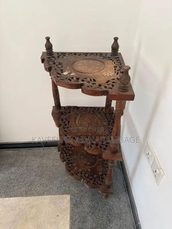 Rosewood Corner Stand