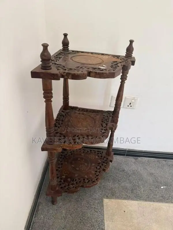 Rosewood Corner Stand