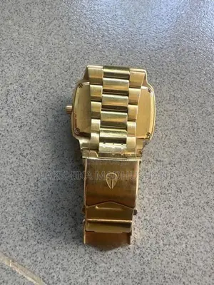 Nixon Watch