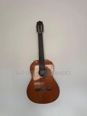 Yamaha C40