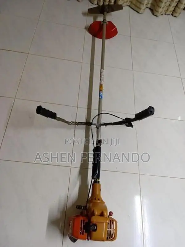 Grass Cutter Machine