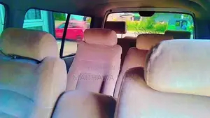 Nissan Caravan 1997