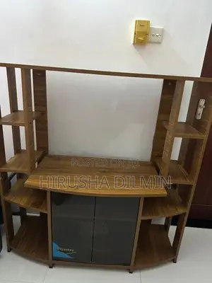 Piyestra TV Stand