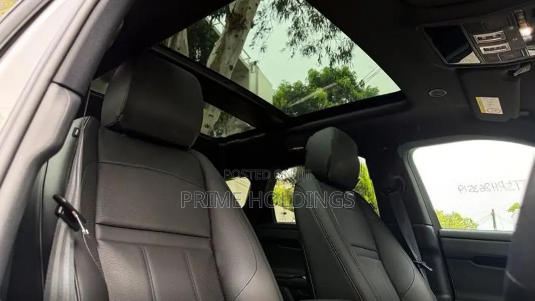 Land Rover Range Evoque HSE R-Dynamic 2024