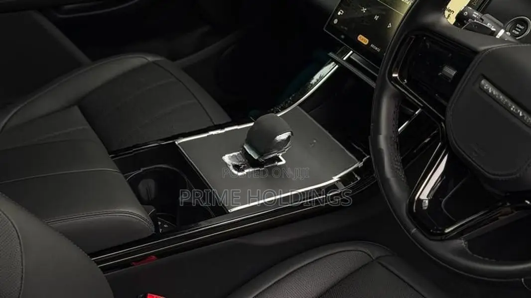 Land Rover Range Evoque HSE R-Dynamic 2024