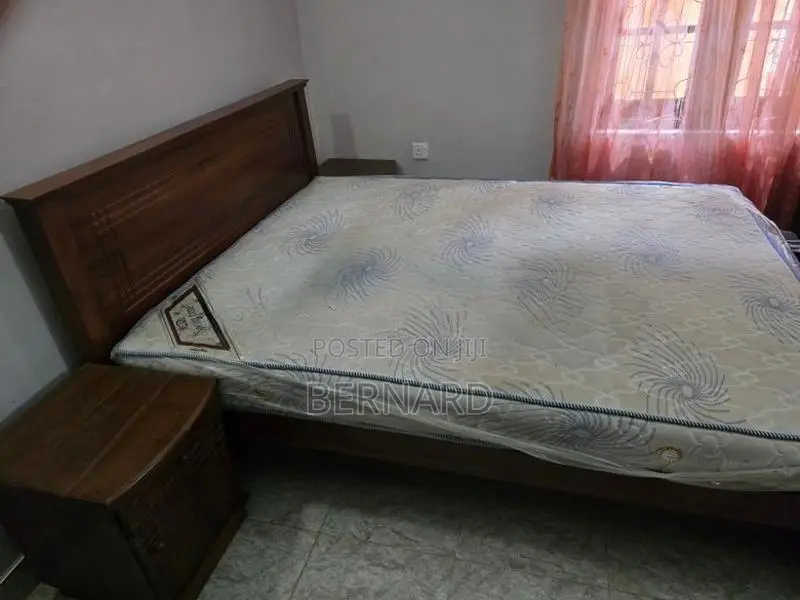 Used Teak Bed Set With Mattress