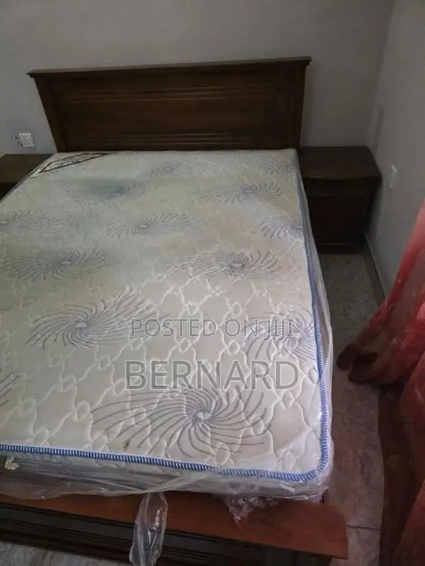 Used Teak Bed Set With Mattress
