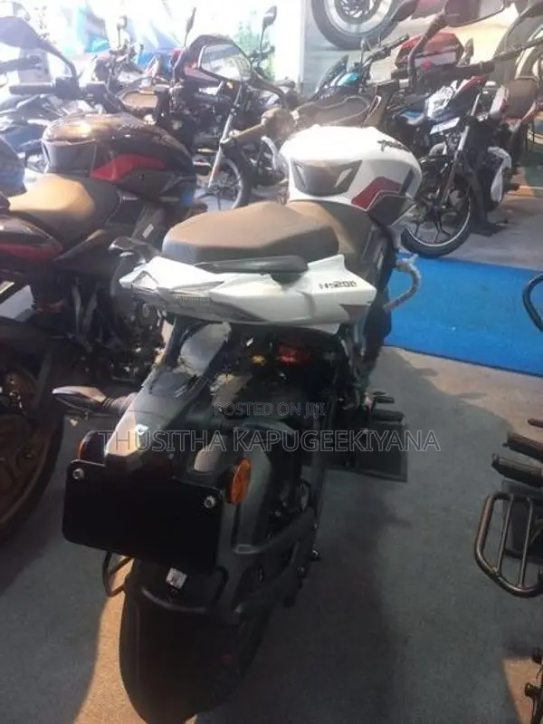 Bajaj Pulsar NS200 2026